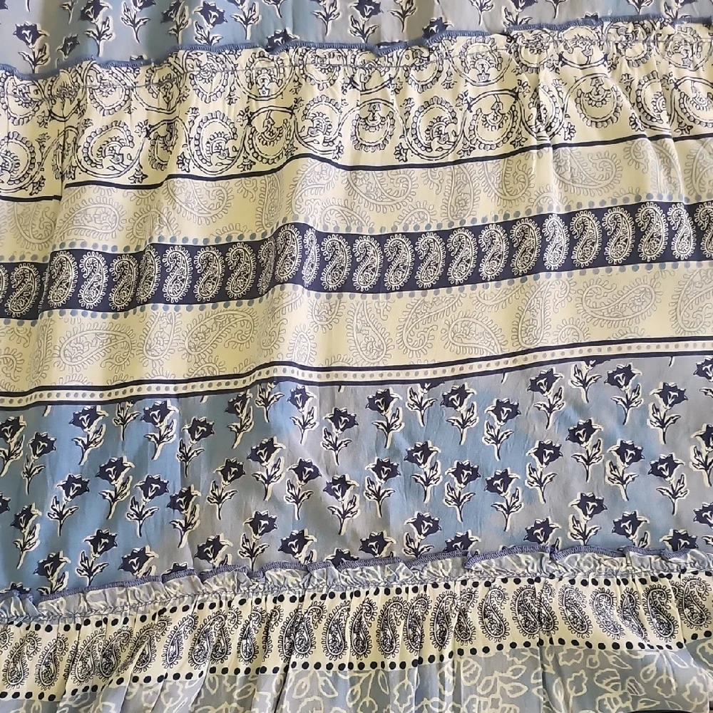 Beachlunchlounge Blue and White Patterned Maxi Dress - Picture 7 of 9